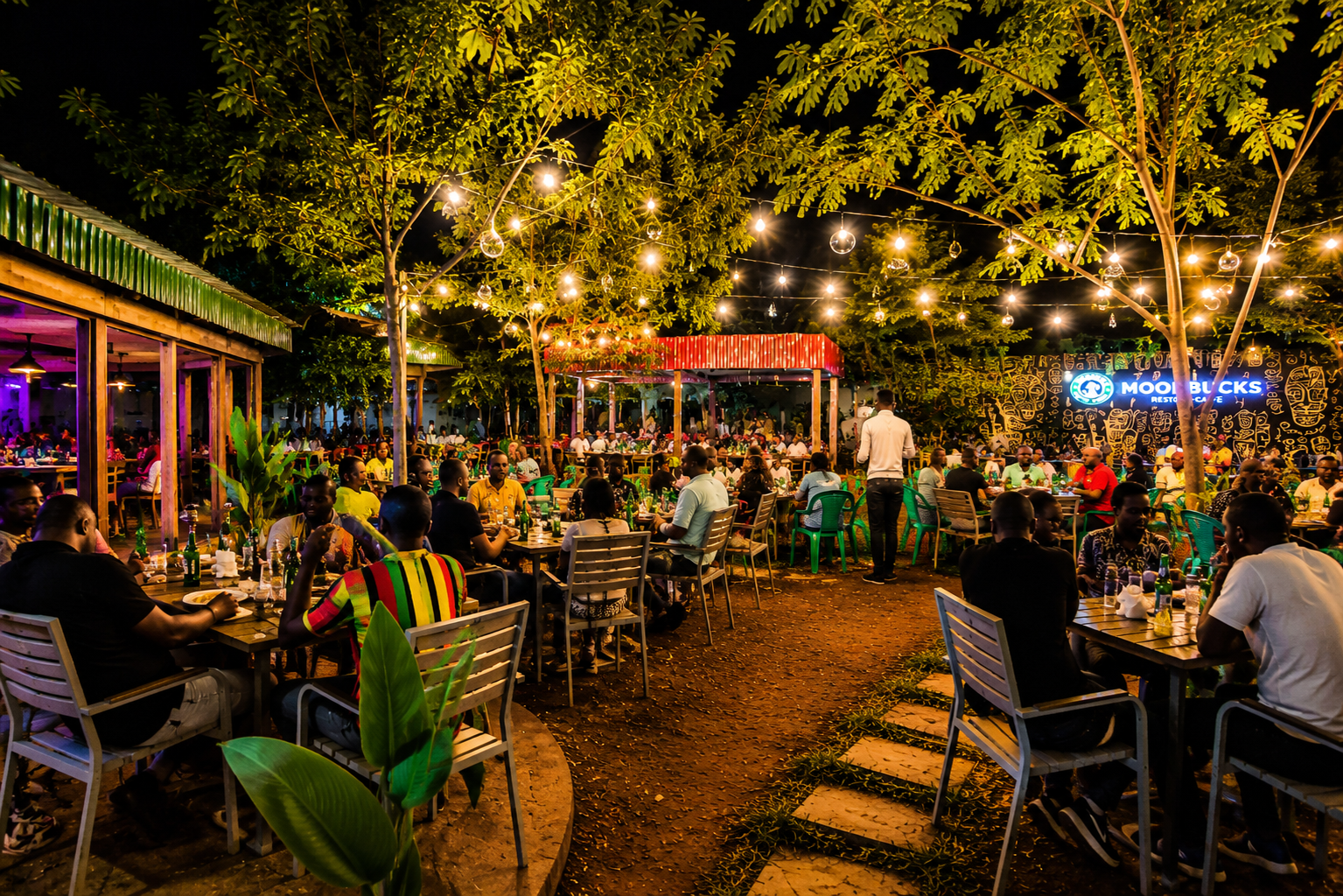 Jardin et terrasse à Bangui